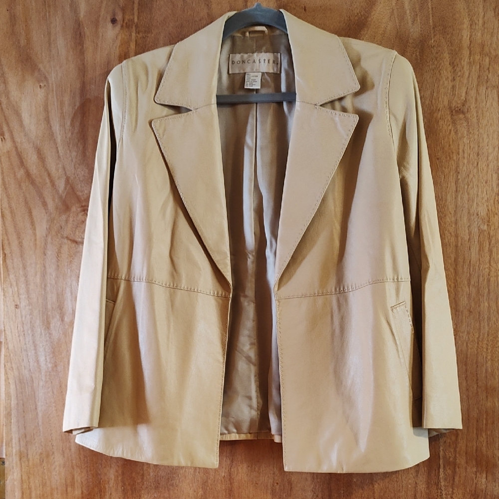 Doncaster Womens Beige Leather Blazer Open Front Chic Capsule Wardrobe Size 12